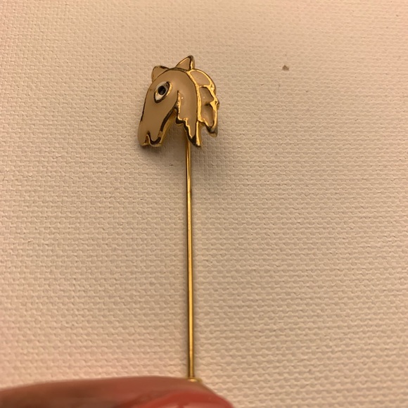 Horse stick pin. Lapel pin - Picture 5 of 8